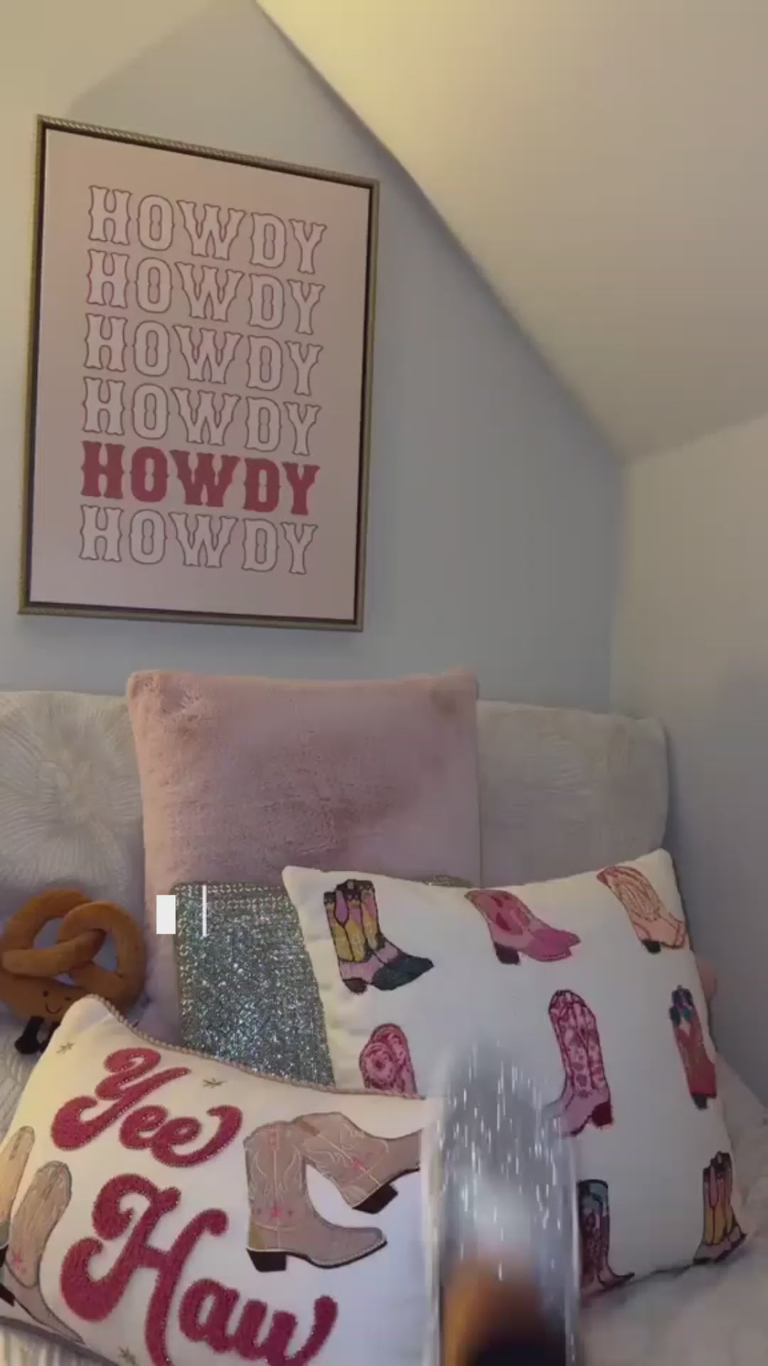 Wendy Metallic Sparkle video